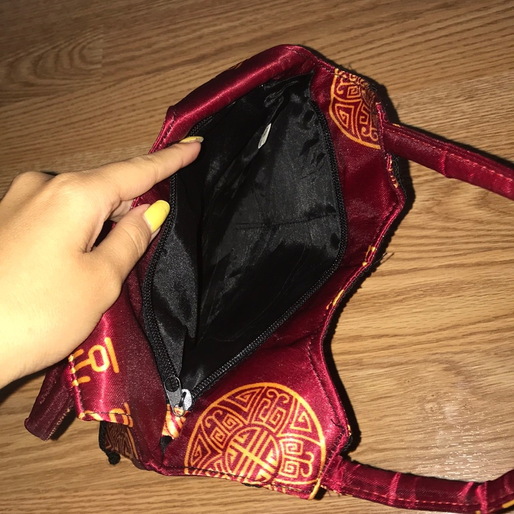 Purse! - Picture 2 of 3